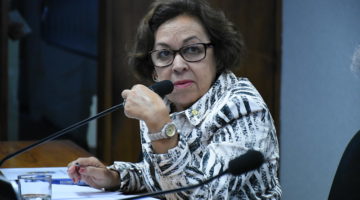 “Aliados de Bolsonaro na Bahia querem vender a Chesf e Eletrobrás a preço de banana”, afirma Lídice